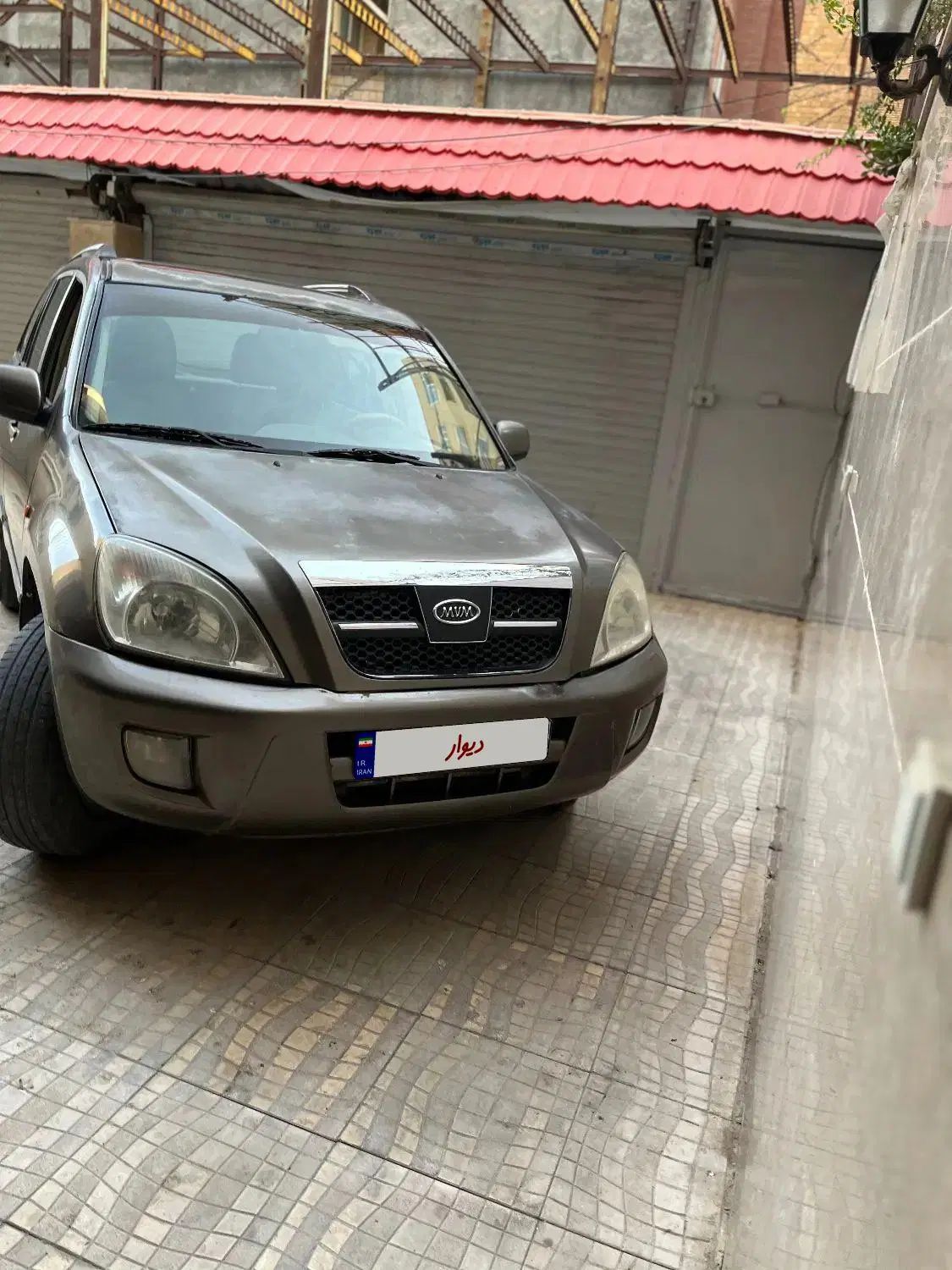 ام وی ام X33 دنده‌ای ساده - 1393