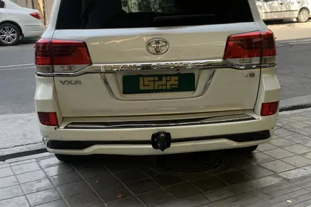 تویوتا لندکروز GXR نسل ۵ - 2008