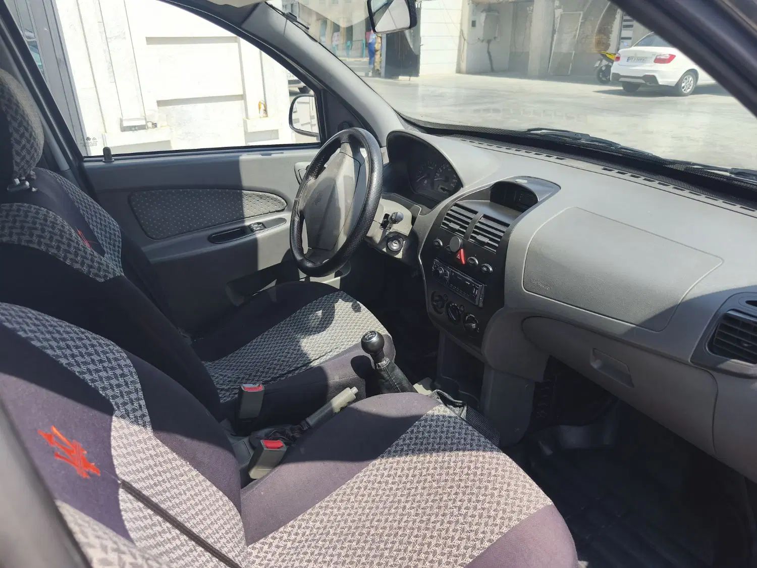 تیبا صندوق دار SX - 1391
