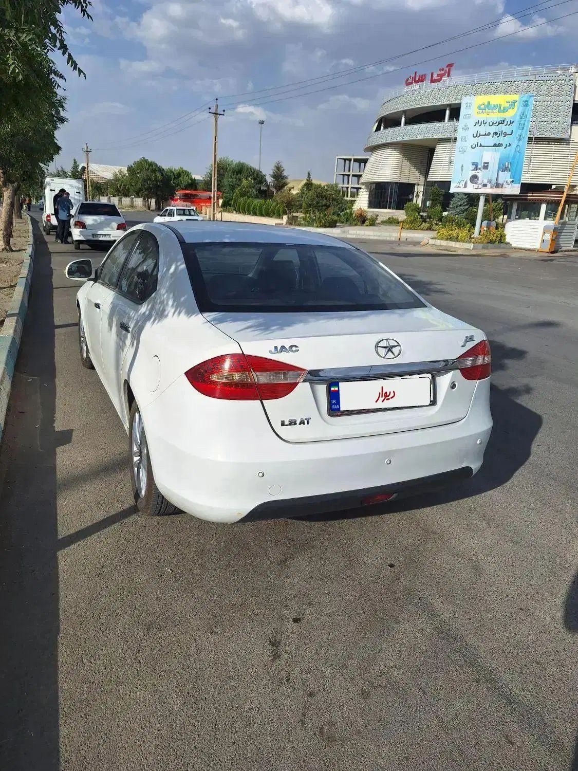 جک J5 اتوماتیک - 1394