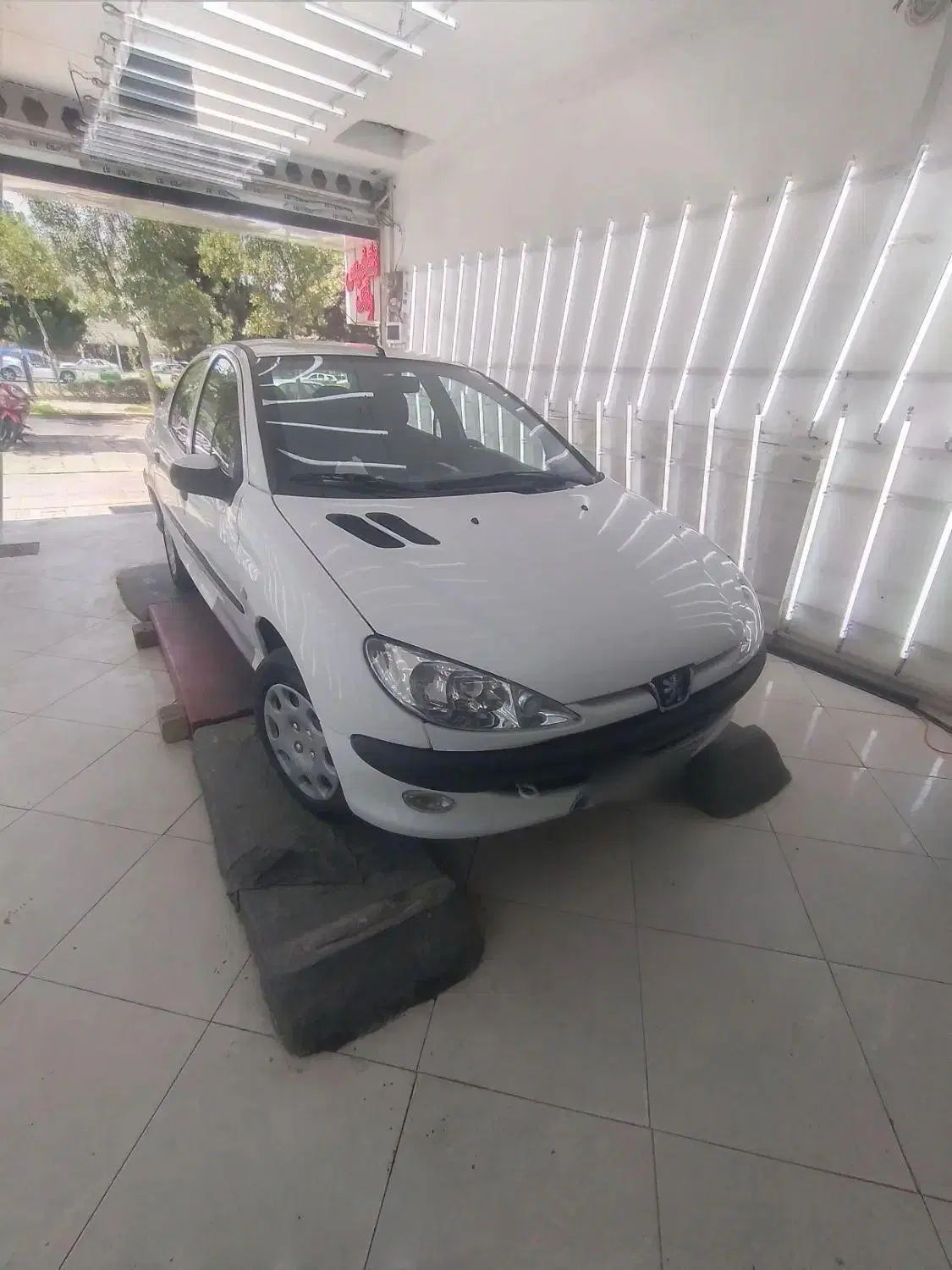 پژو ۲۰۶ صندوق دار v8 - 1398