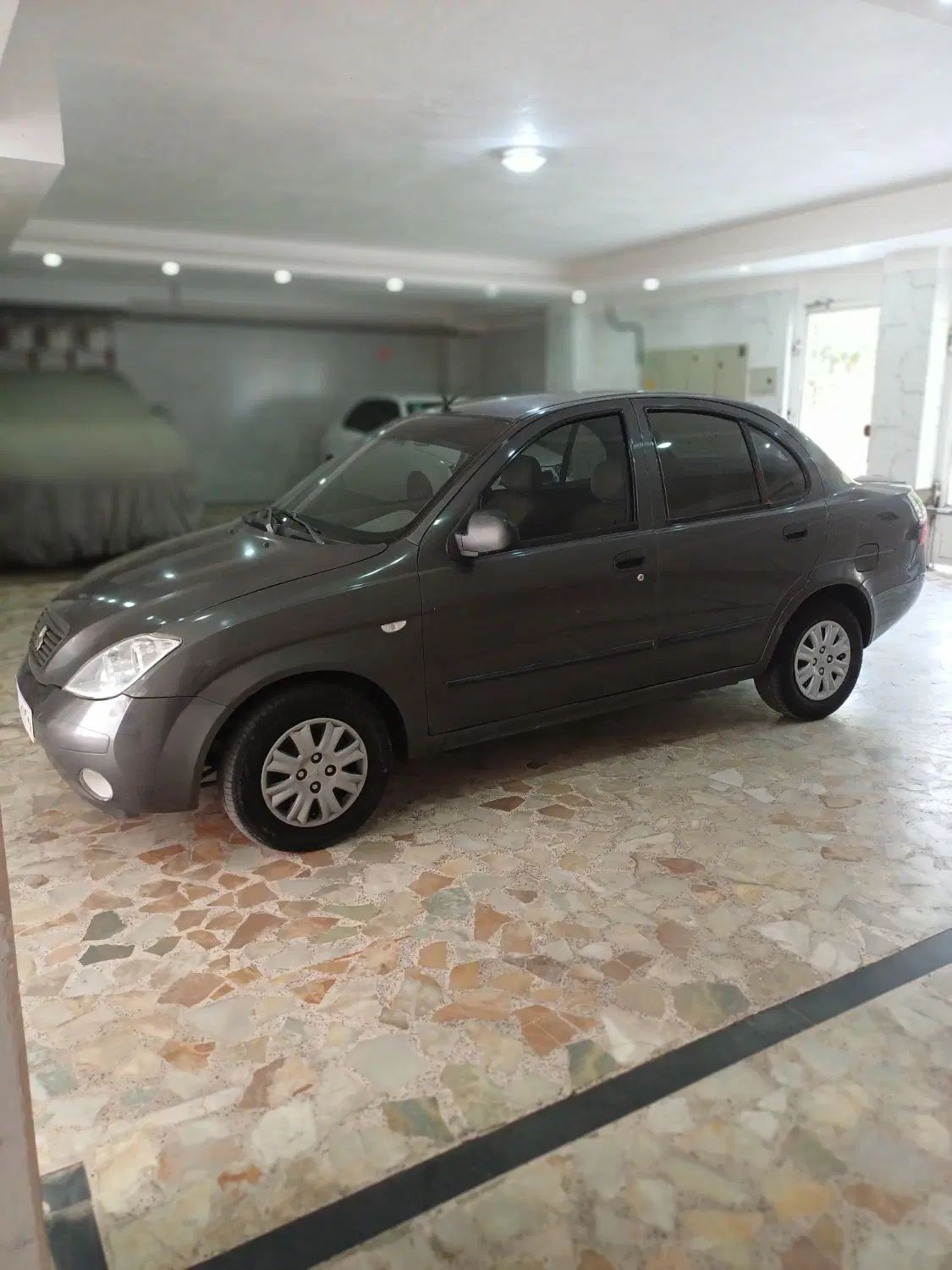 تیبا صندوق دار SX - 1397