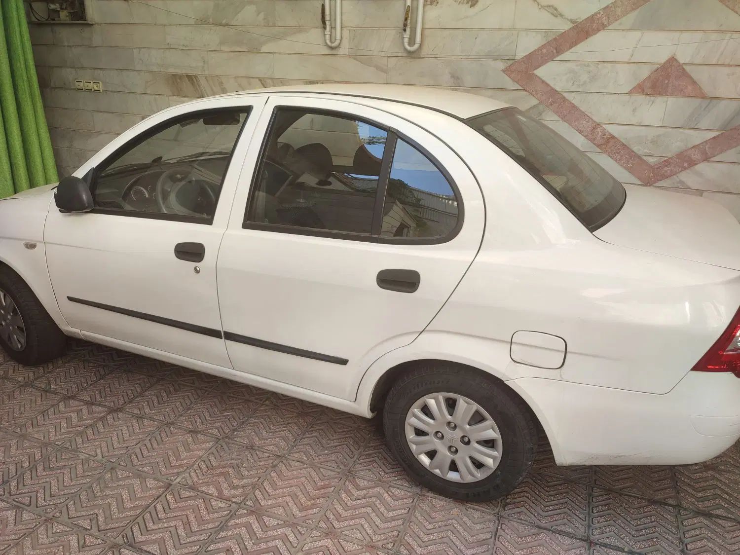 تیبا صندوق دار SX - 1396