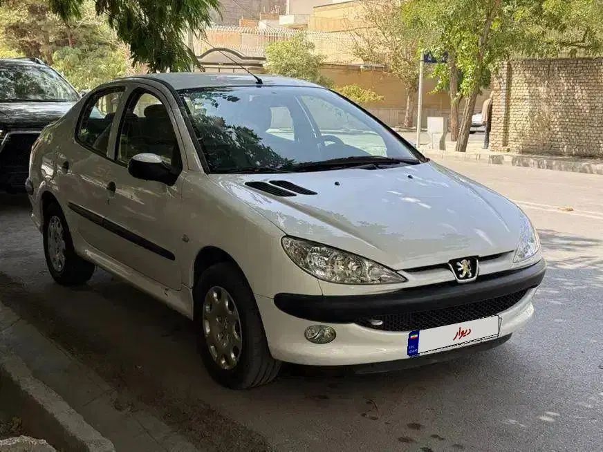 پژو ۲۰۶ صندوق دار v8 - 1399