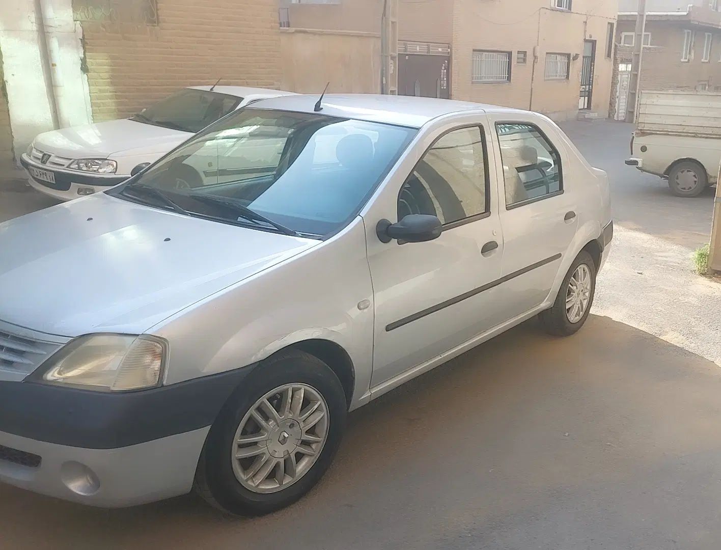 رنو تندر 90 E2 - 1387