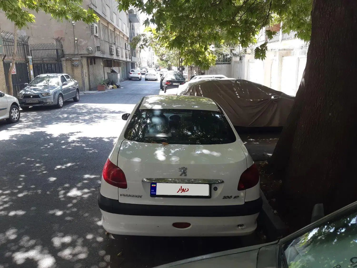 پژو ۲۰۶ صندوق دار v8 - 1392