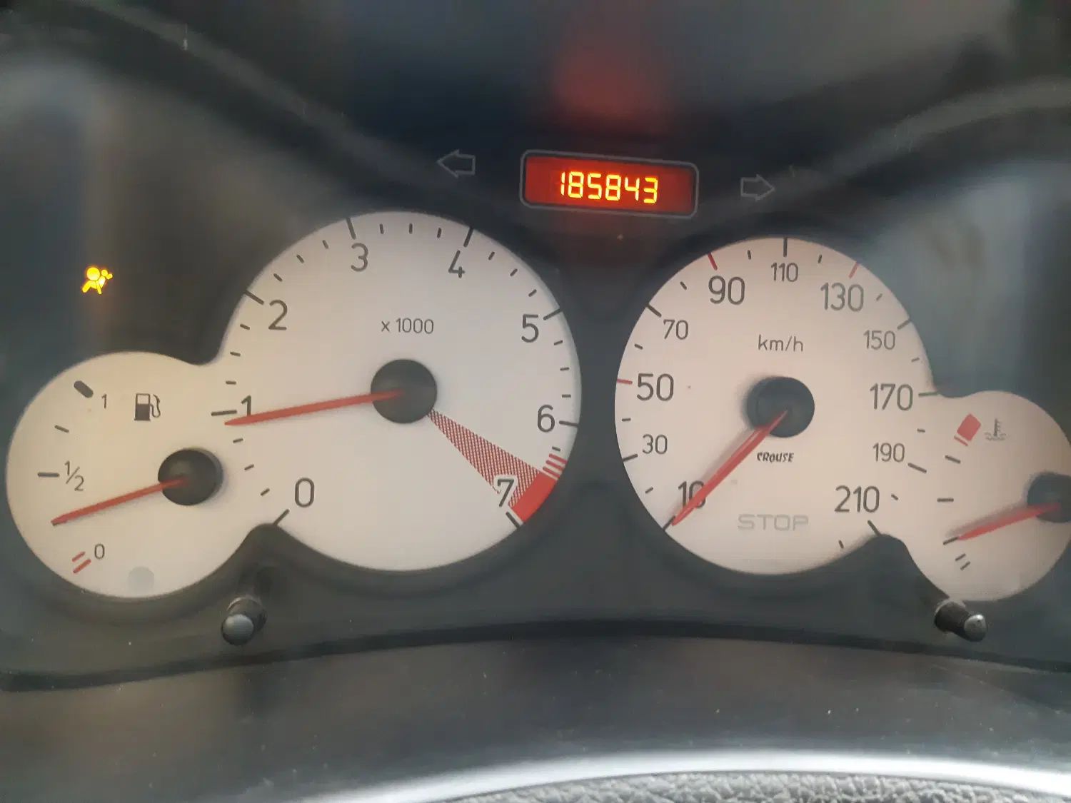 پژو ۲۰۶ صندوق دار v8 - 1392