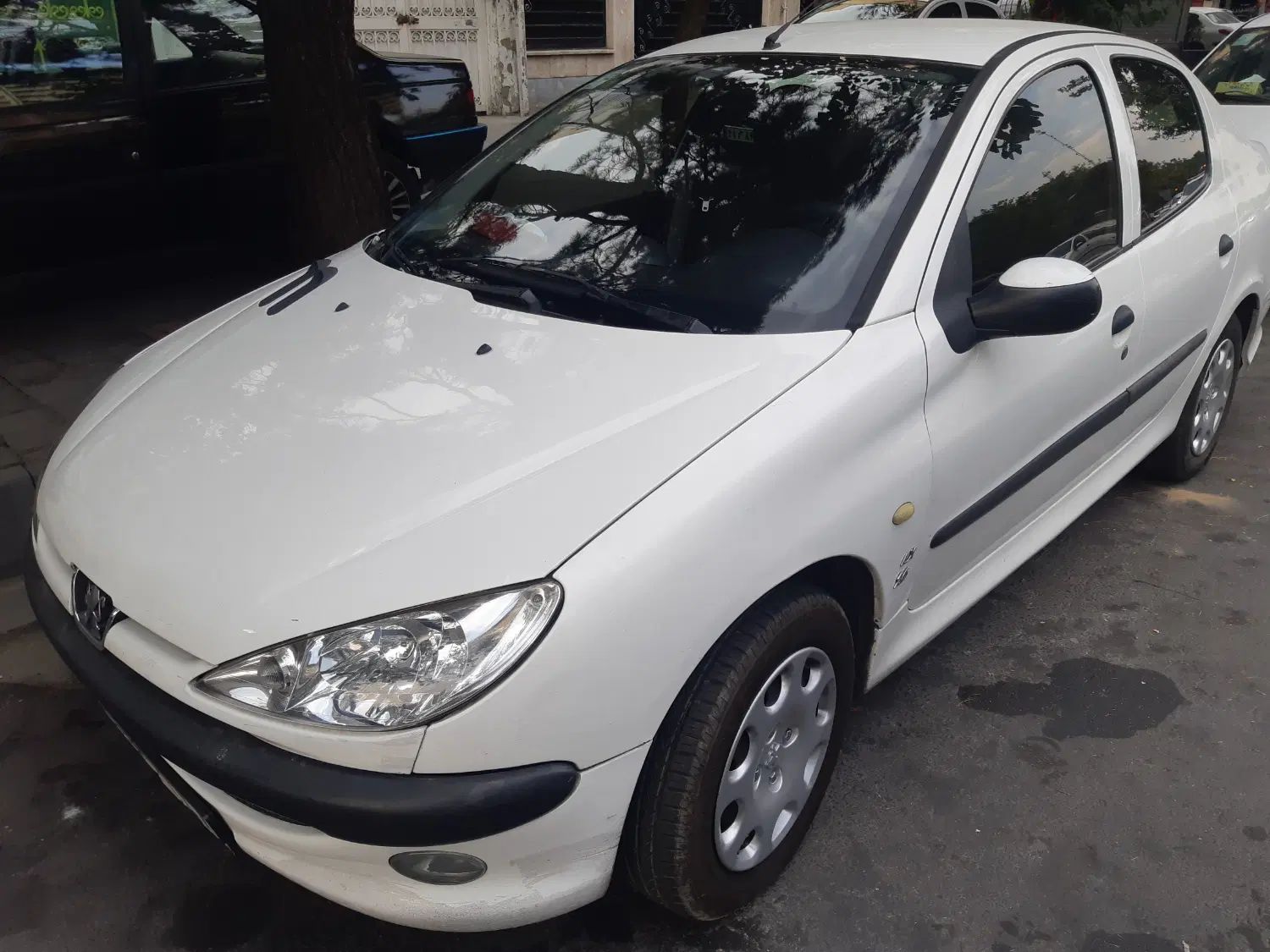 پژو ۲۰۶ صندوق دار v8 - 1392