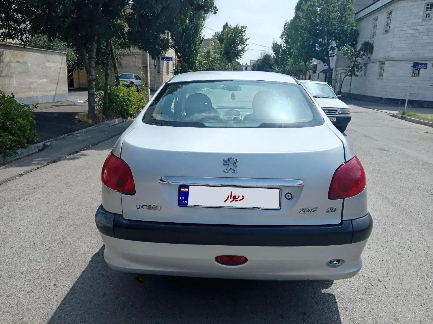 پژو ۲۰۶ صندوق دار v20 - 1386