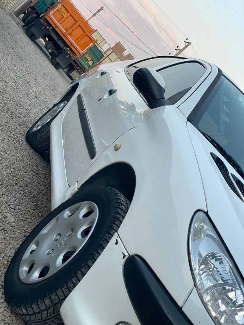 پژو ۲۰۶ صندوق دار v8 - 1391