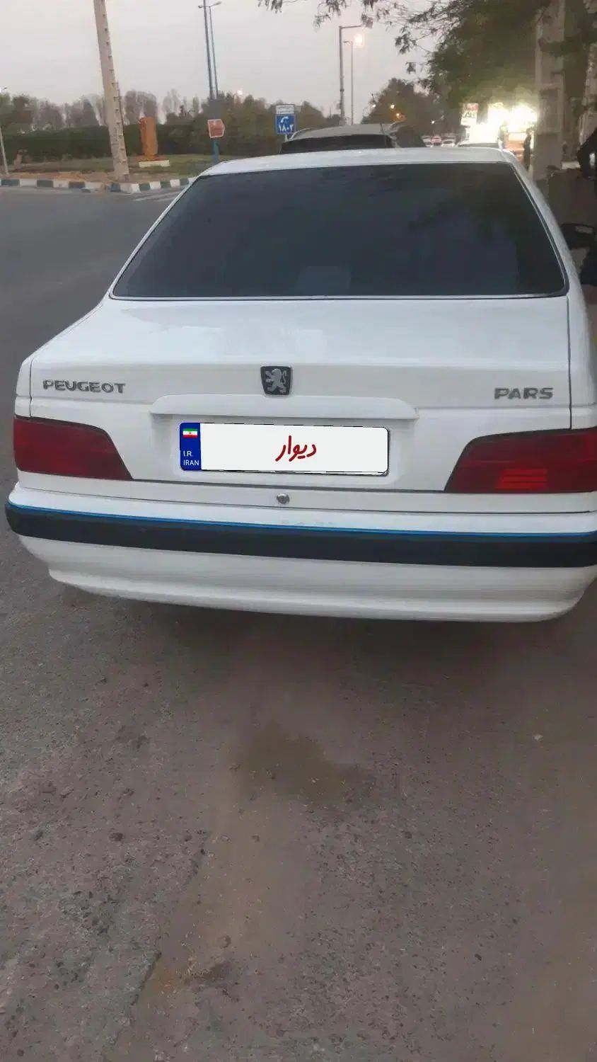پژو پارس XU7P - 1401