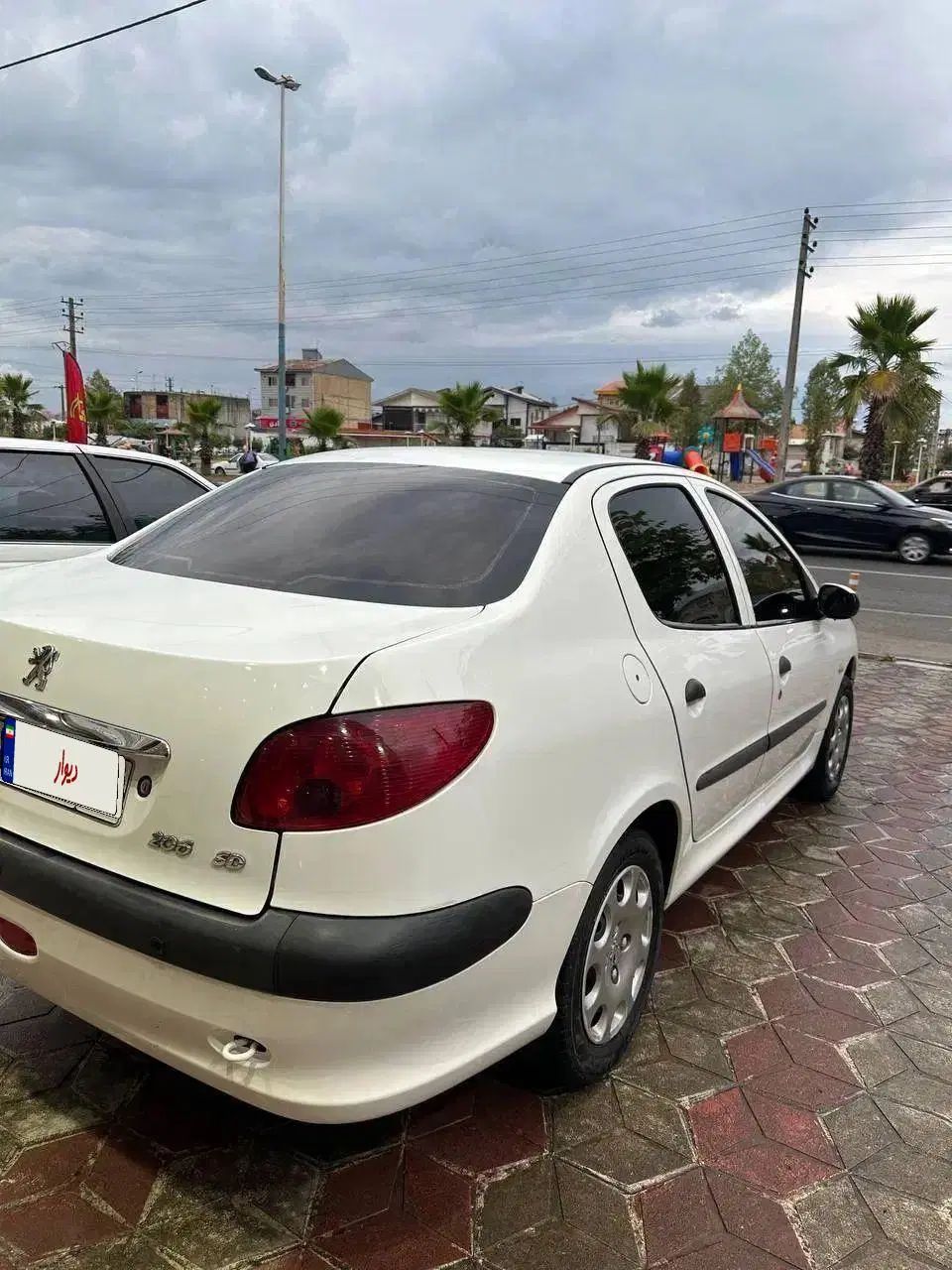 پژو ۲۰۶ صندوق دار v8 - 1398