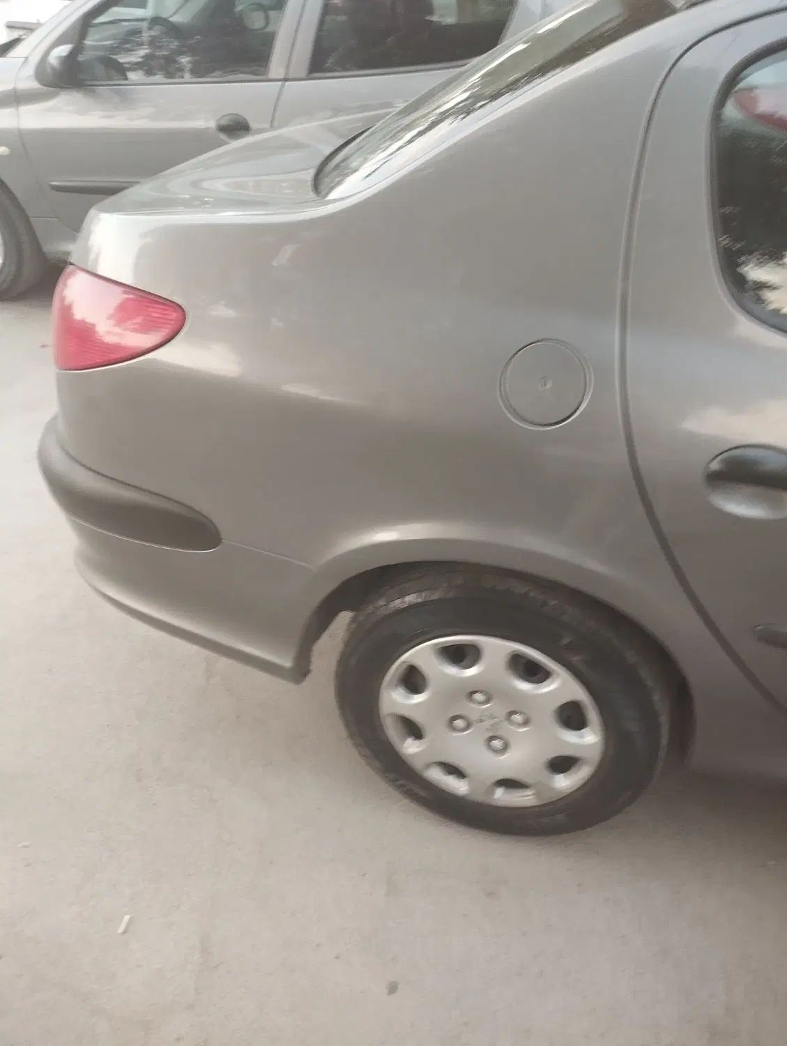 پژو ۲۰۶ صندوق دار v8 - 1394
