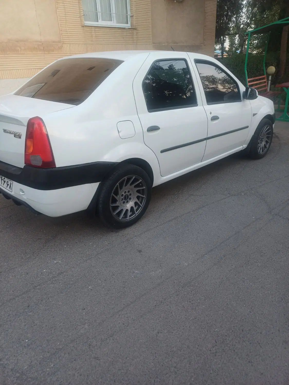 رنو تندر 90 E2 - 1387