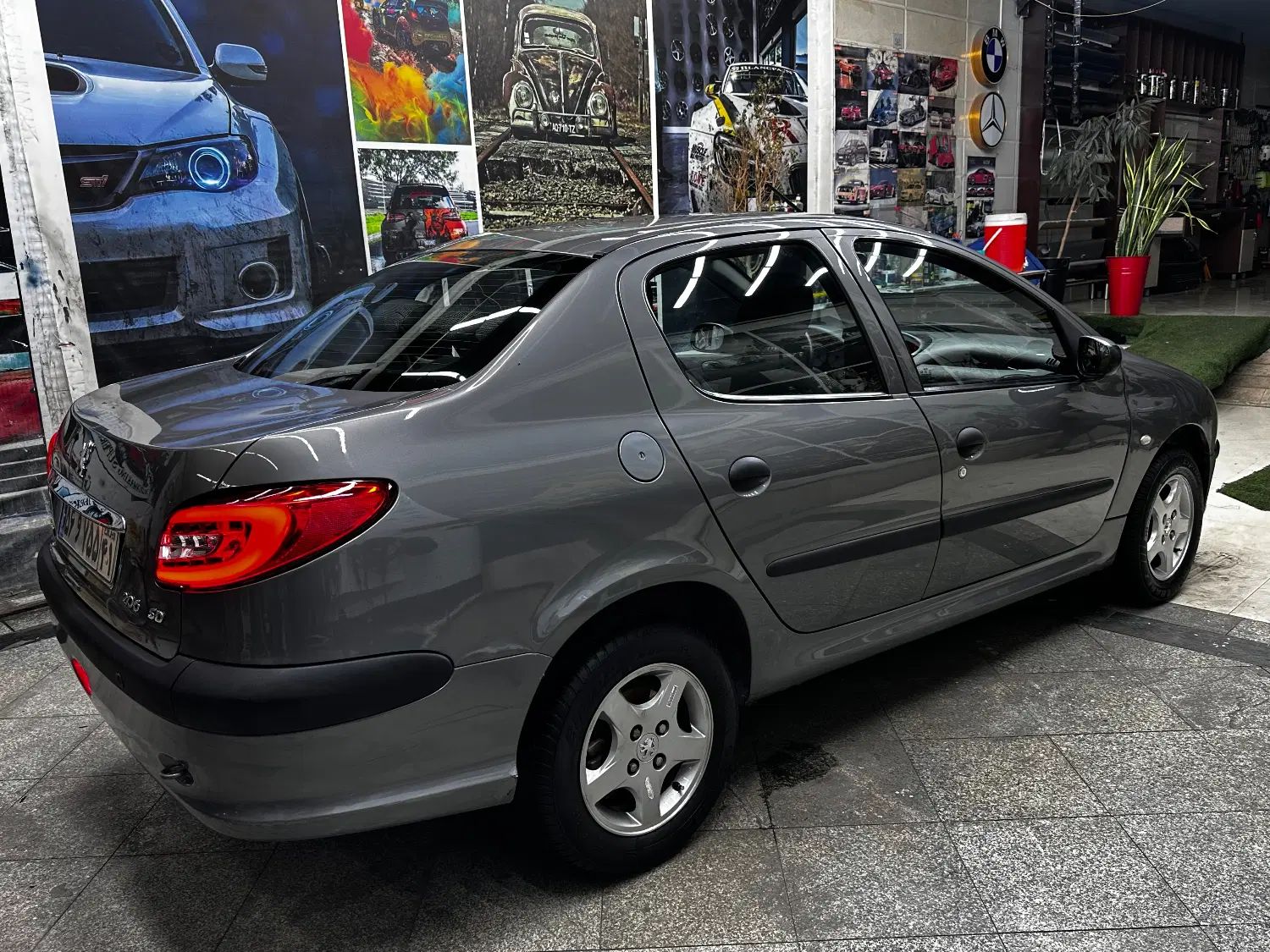 پژو ۲۰۶ صندوق دار v8 - 1394