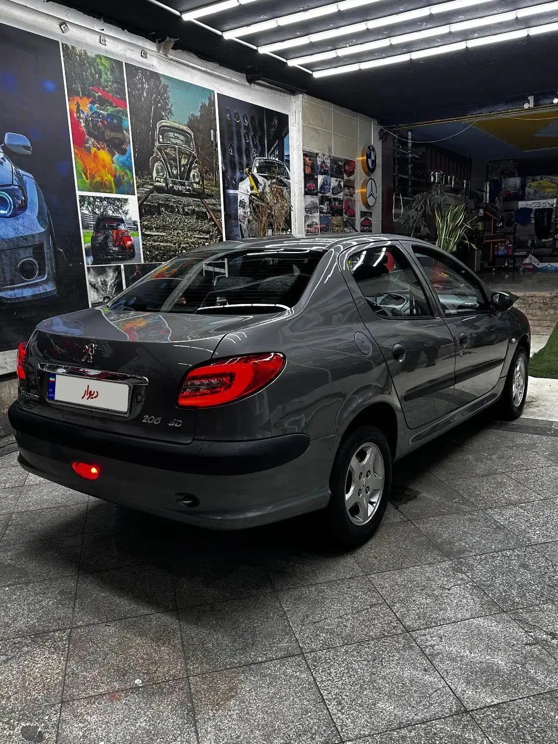 پژو ۲۰۶ صندوق دار v8 - 1394