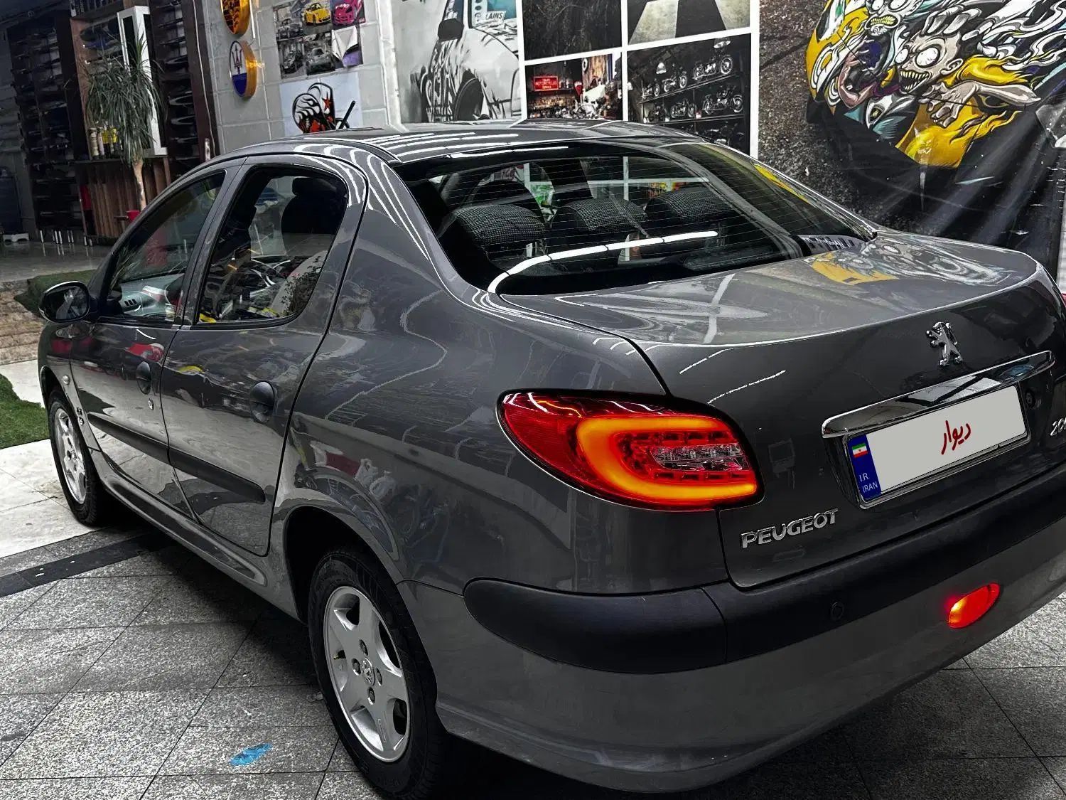 پژو ۲۰۶ صندوق دار v8 - 1394