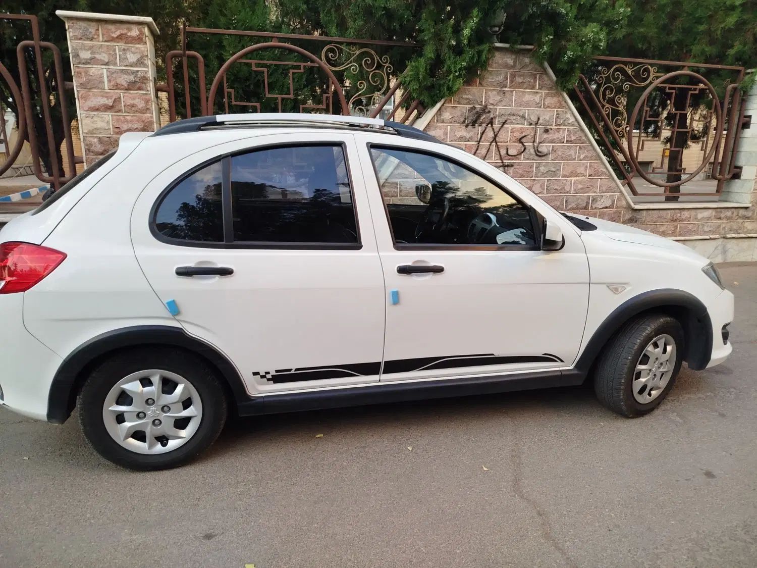 خودرو کوییک، R آگهی ann_20091964