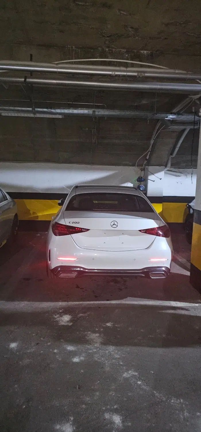 بنز C 200 - 2024