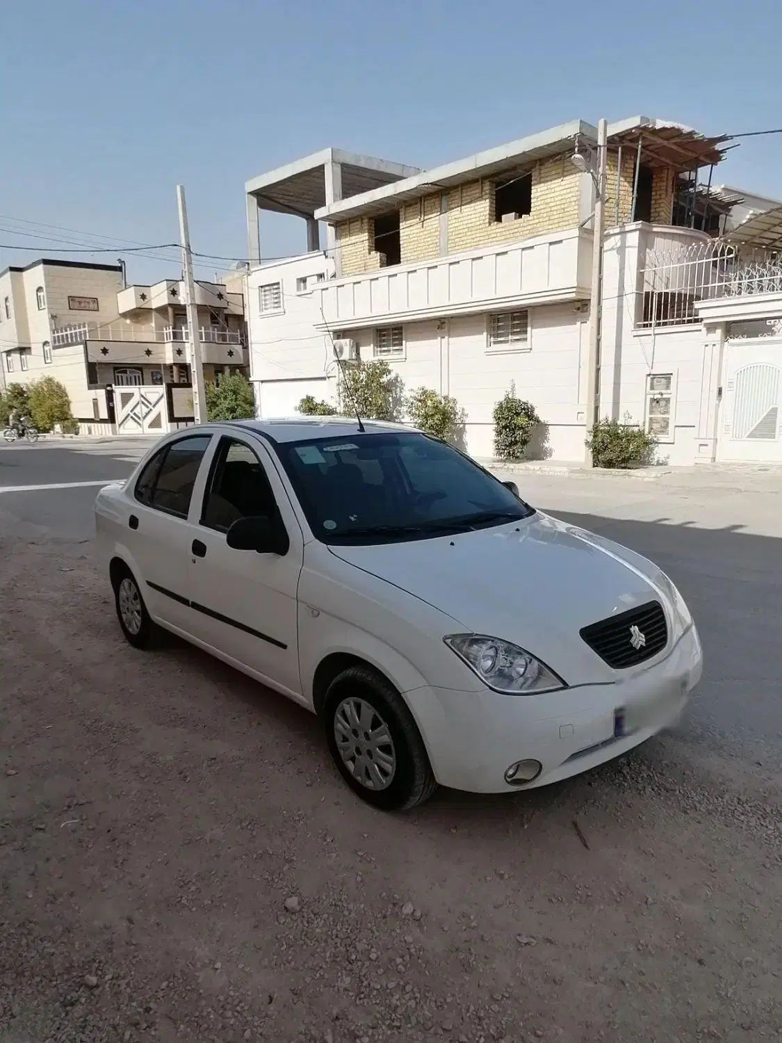 تیبا صندوق دار SX - 1401