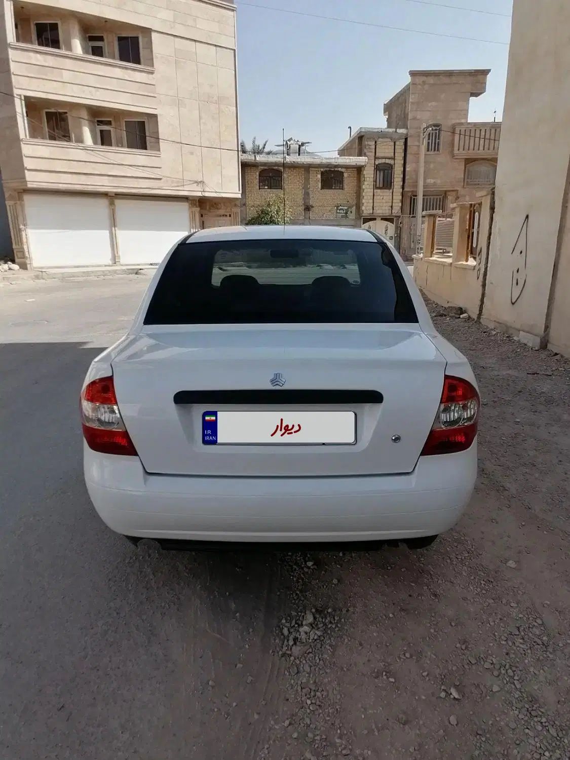تیبا صندوق دار SX - 1401
