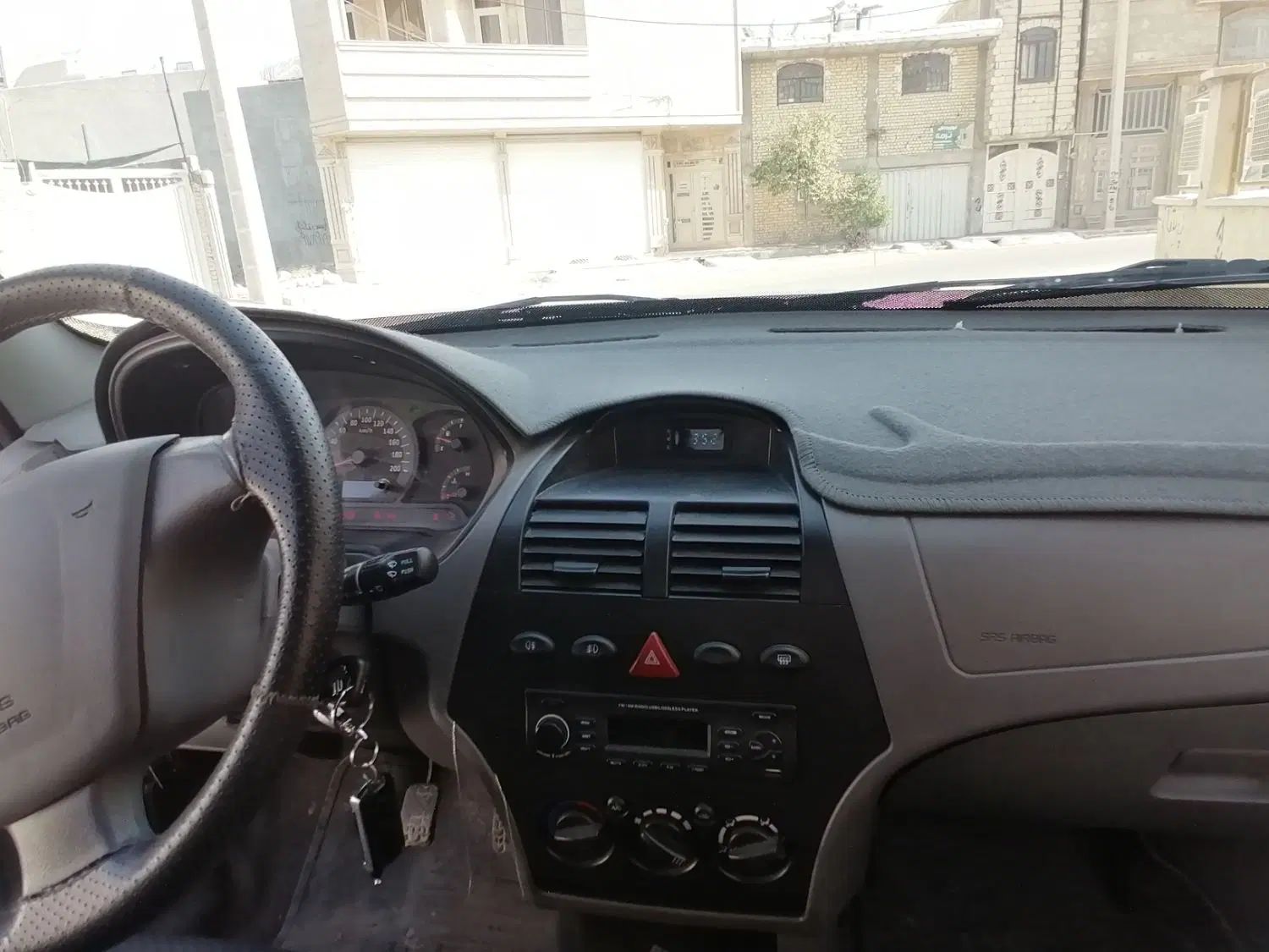 تیبا صندوق دار SX - 1401