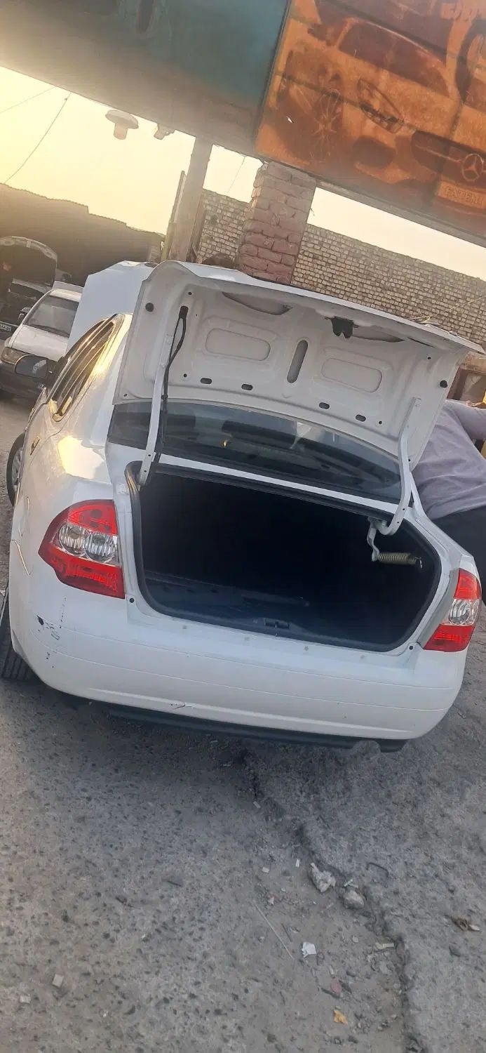تیبا صندوق دار SX - 1401