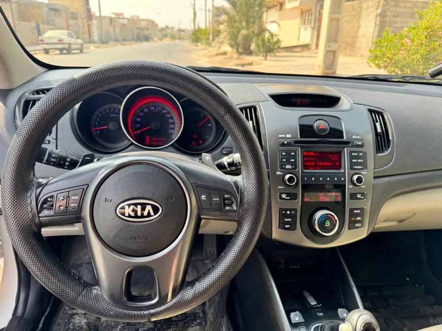 کیا سراتو 2.0 لیتر اتوماتیک GT لاین - 2012