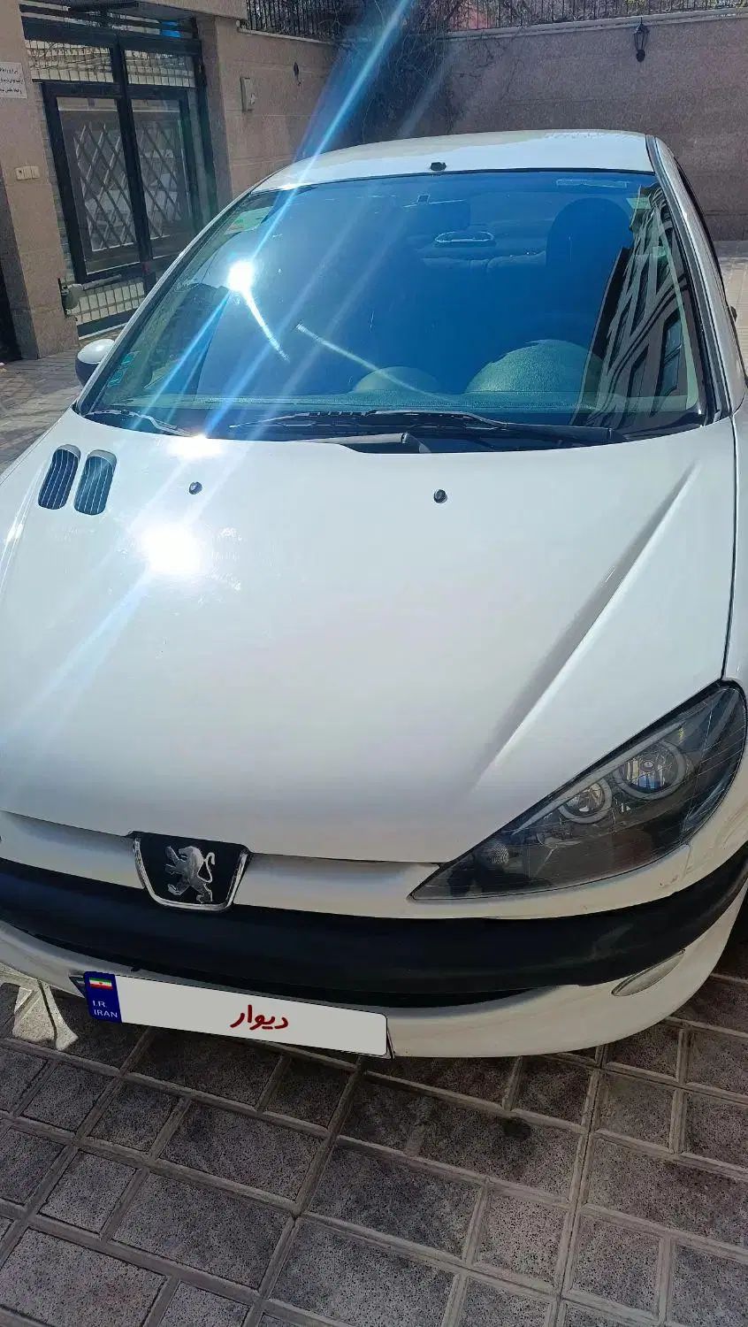خودرو پژو، ۲۰۶ صندوق دار آگهی ann_20092372