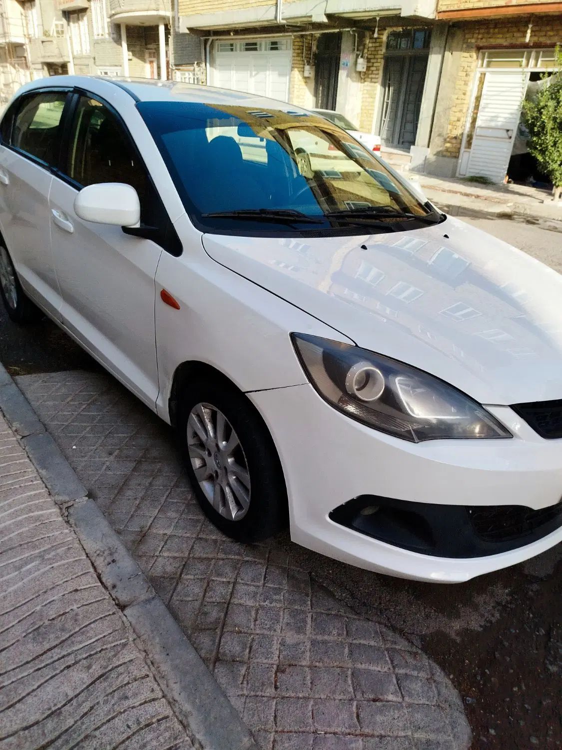ام وی ام 315 هاچ بک اسپرت لاکچری - 1394