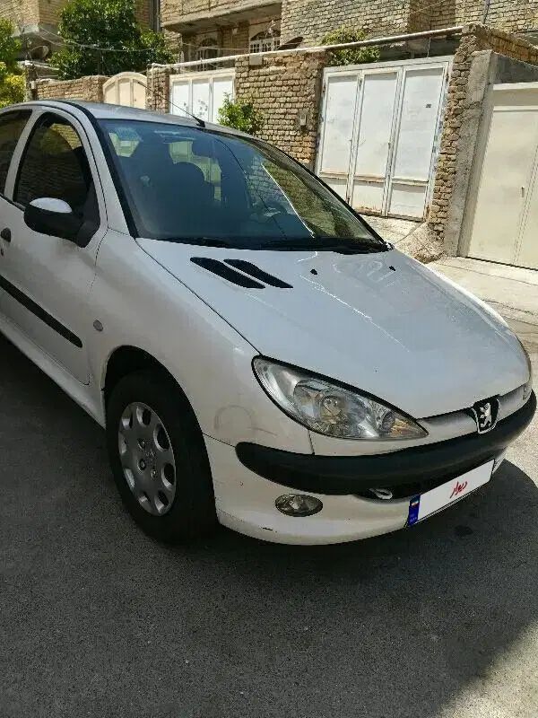 پژو ۲۰۶ صندوق دار v8 - 1398