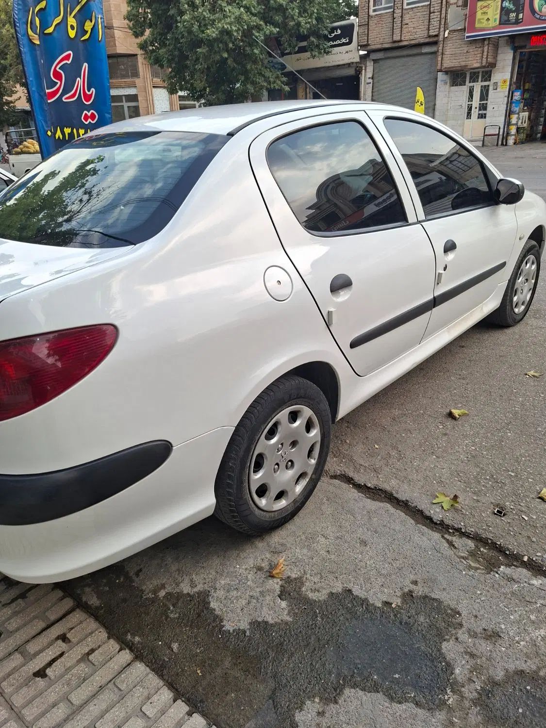 پژو ۲۰۶ صندوق دار v8 - 1399