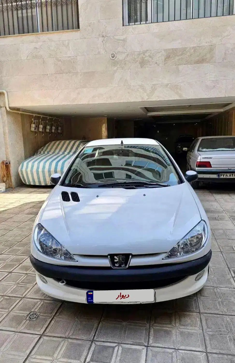 پژو ۲۰۶ صندوق دار v8 - 1397