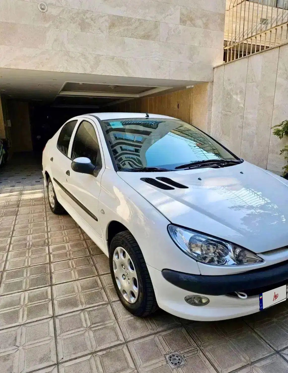 پژو ۲۰۶ صندوق دار v8 - 1397