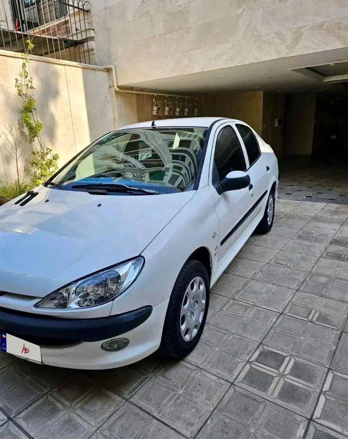 خودرو پژو، ۲۰۶ صندوق دار آگهی ann_20093052