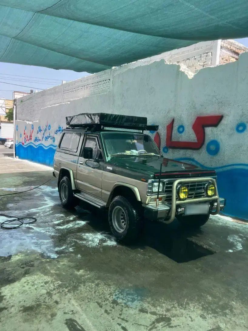 نیسان پاترول دو درب دنده‌ای - 2001