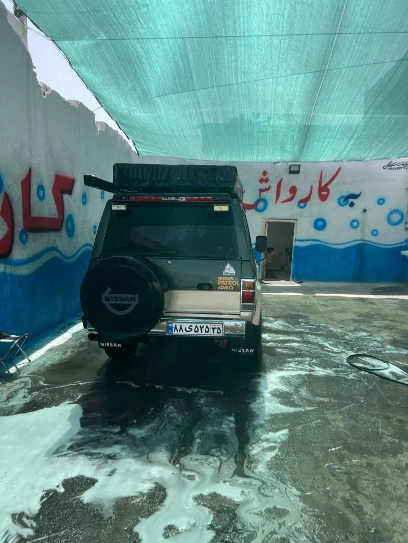 نیسان پاترول دو درب دنده‌ای - 2001