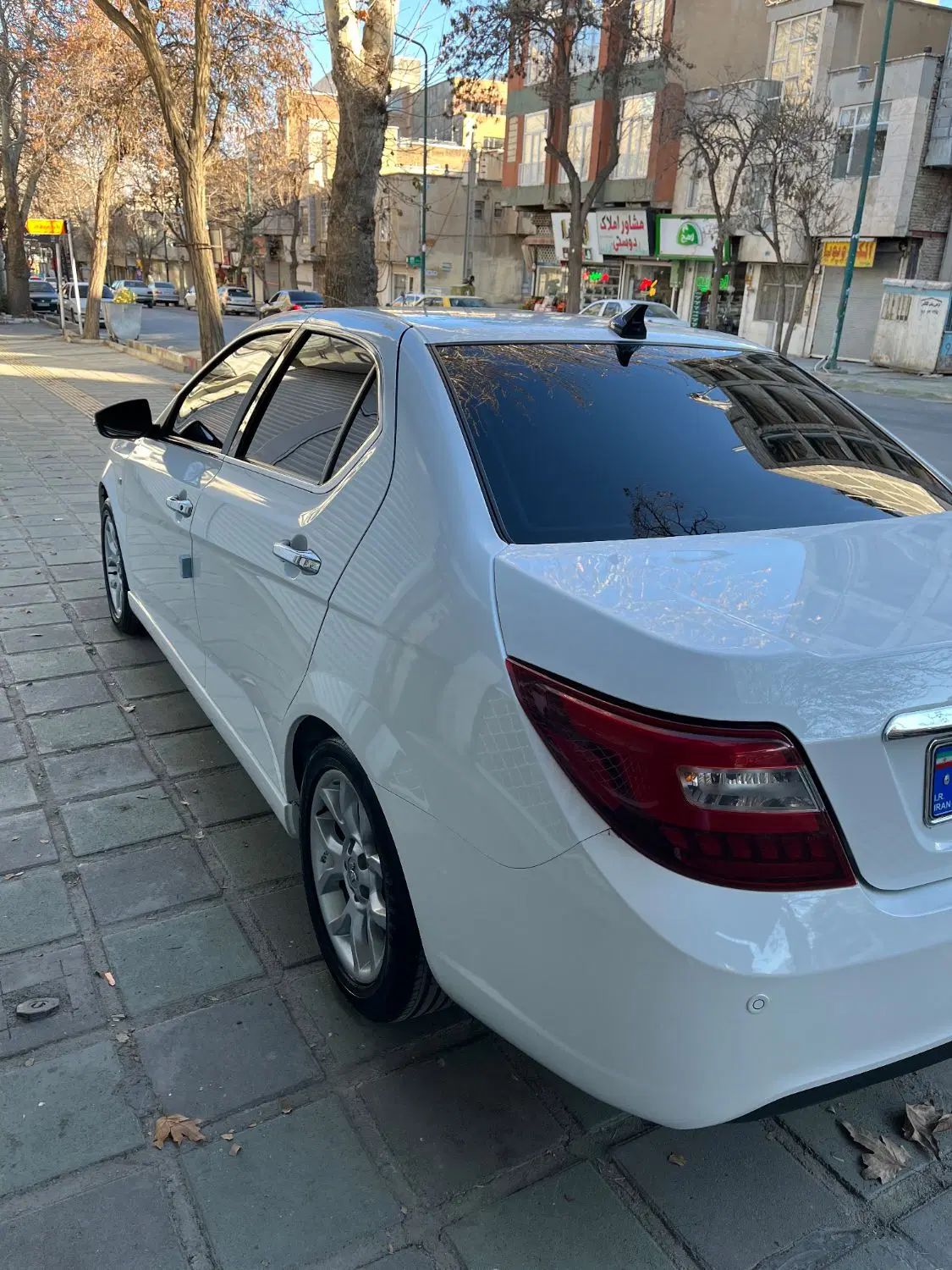 دنا پلاس توربو اتوماتیک - 1401
