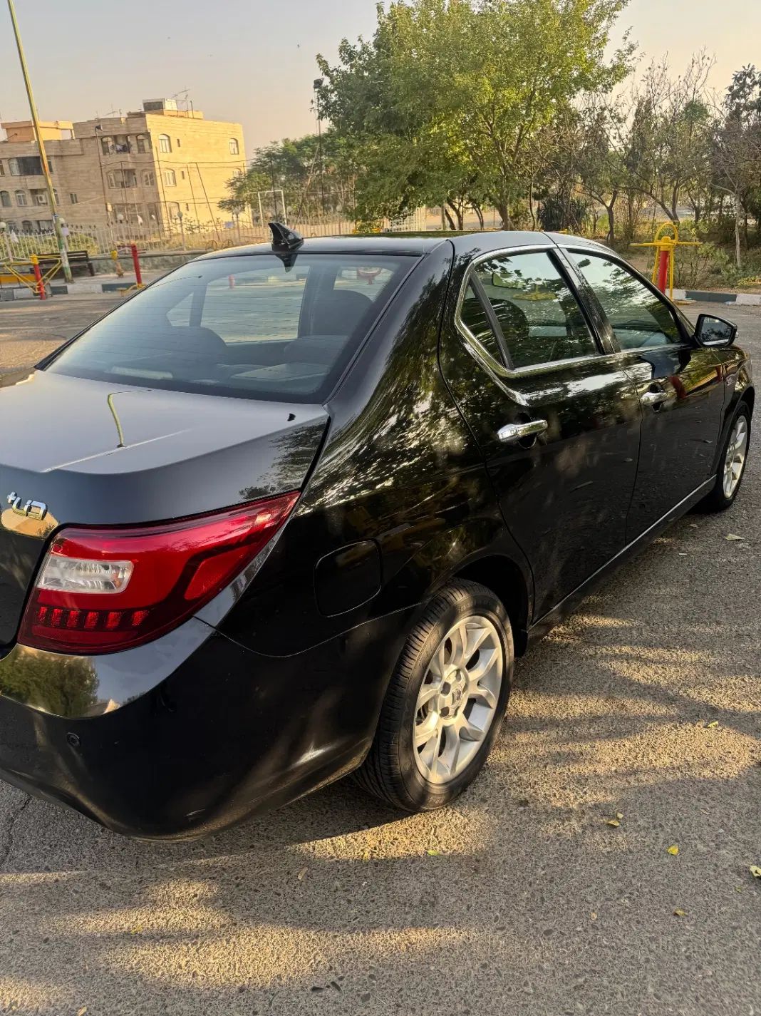 دنا پلاس توربو اتوماتیک - 1400