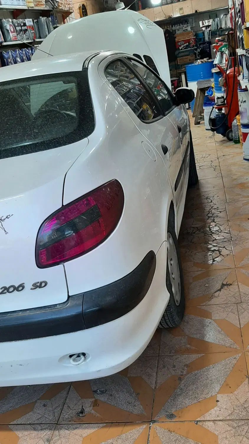 پژو ۲۰۶ صندوق دار v8 - 1389