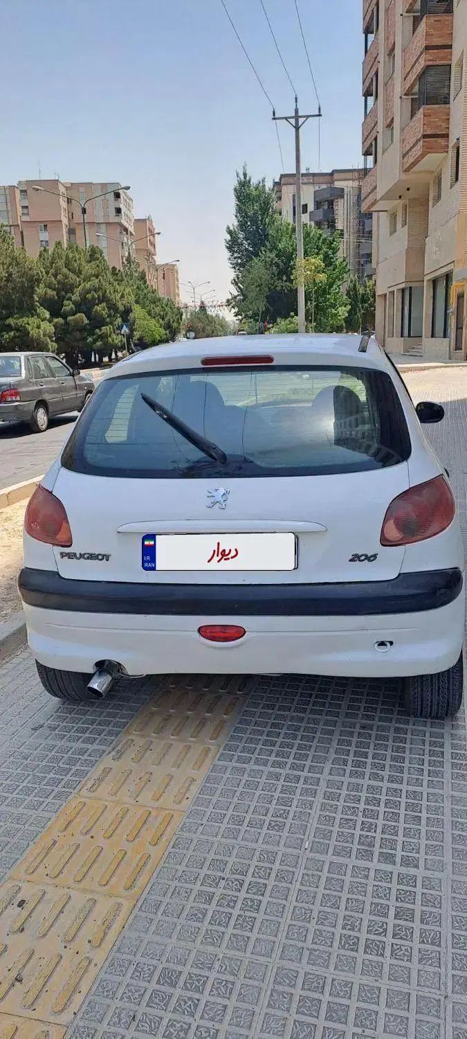 پژو 206 تیپ 3 - 1382