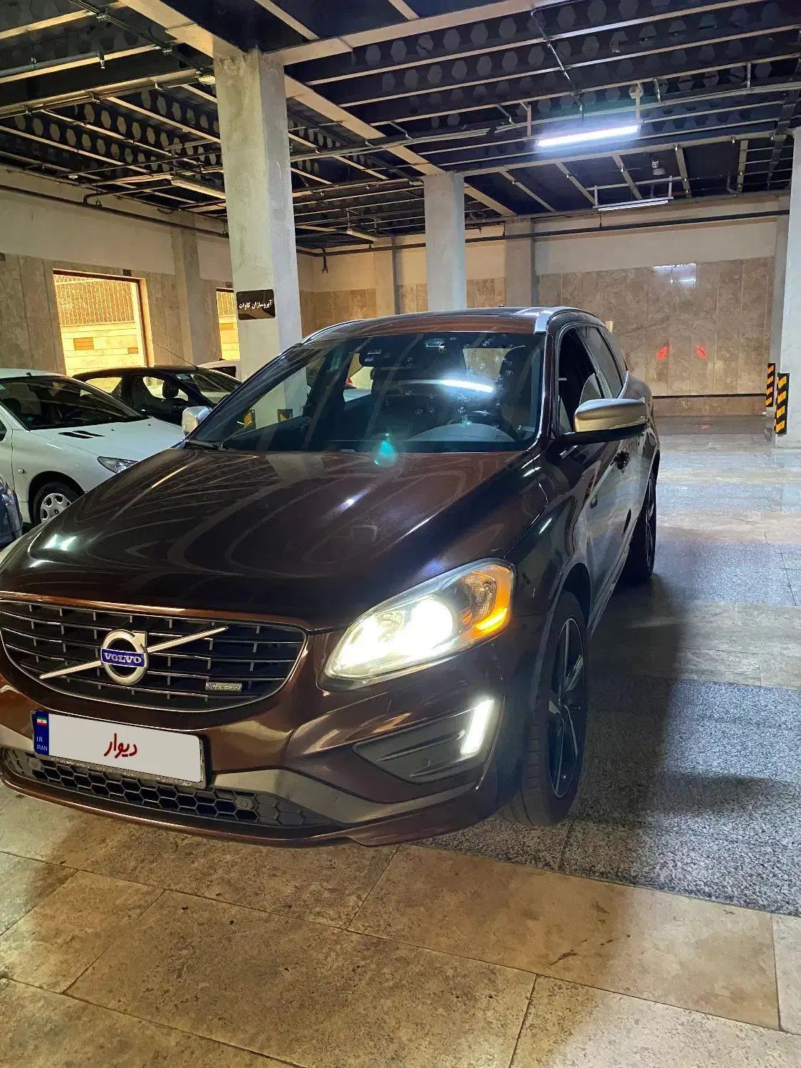ولوو XC60 R-DESIGN - 2014