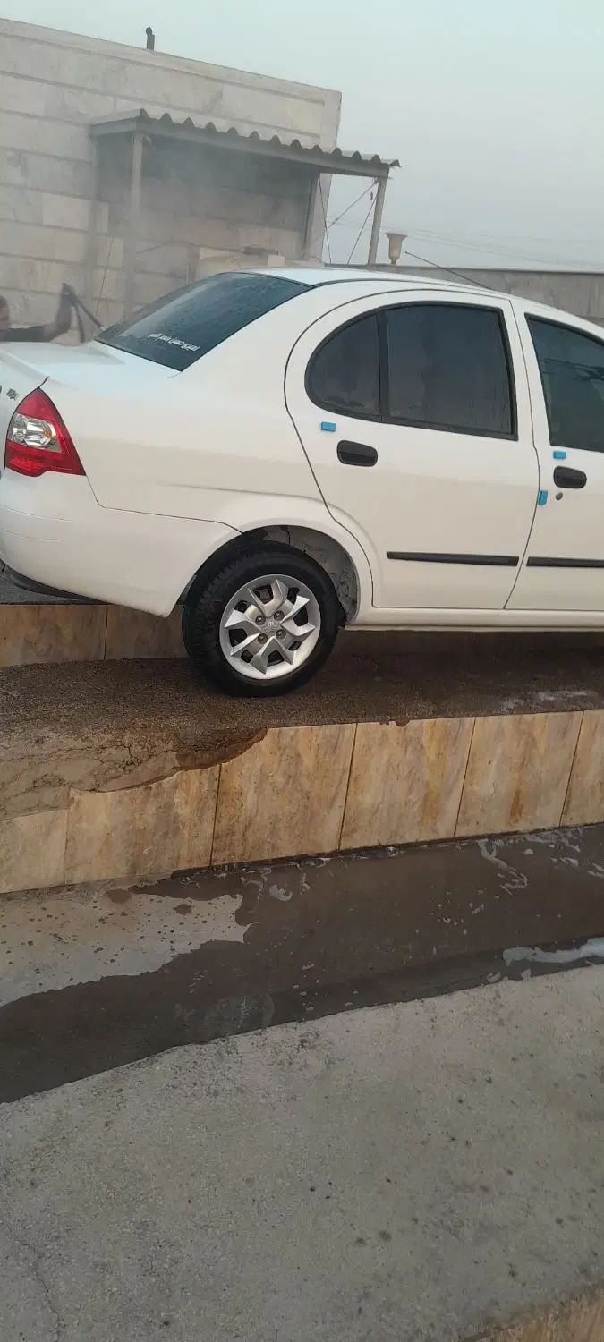 تیبا صندوق دار SX - 1400