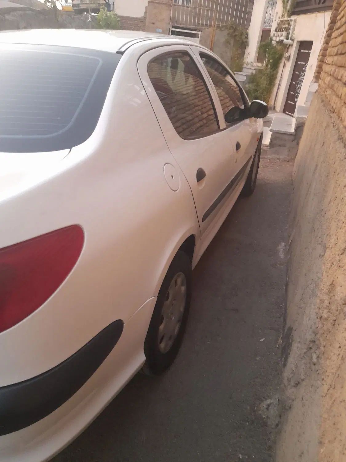 پژو ۲۰۶ صندوق دار v8 - 1389