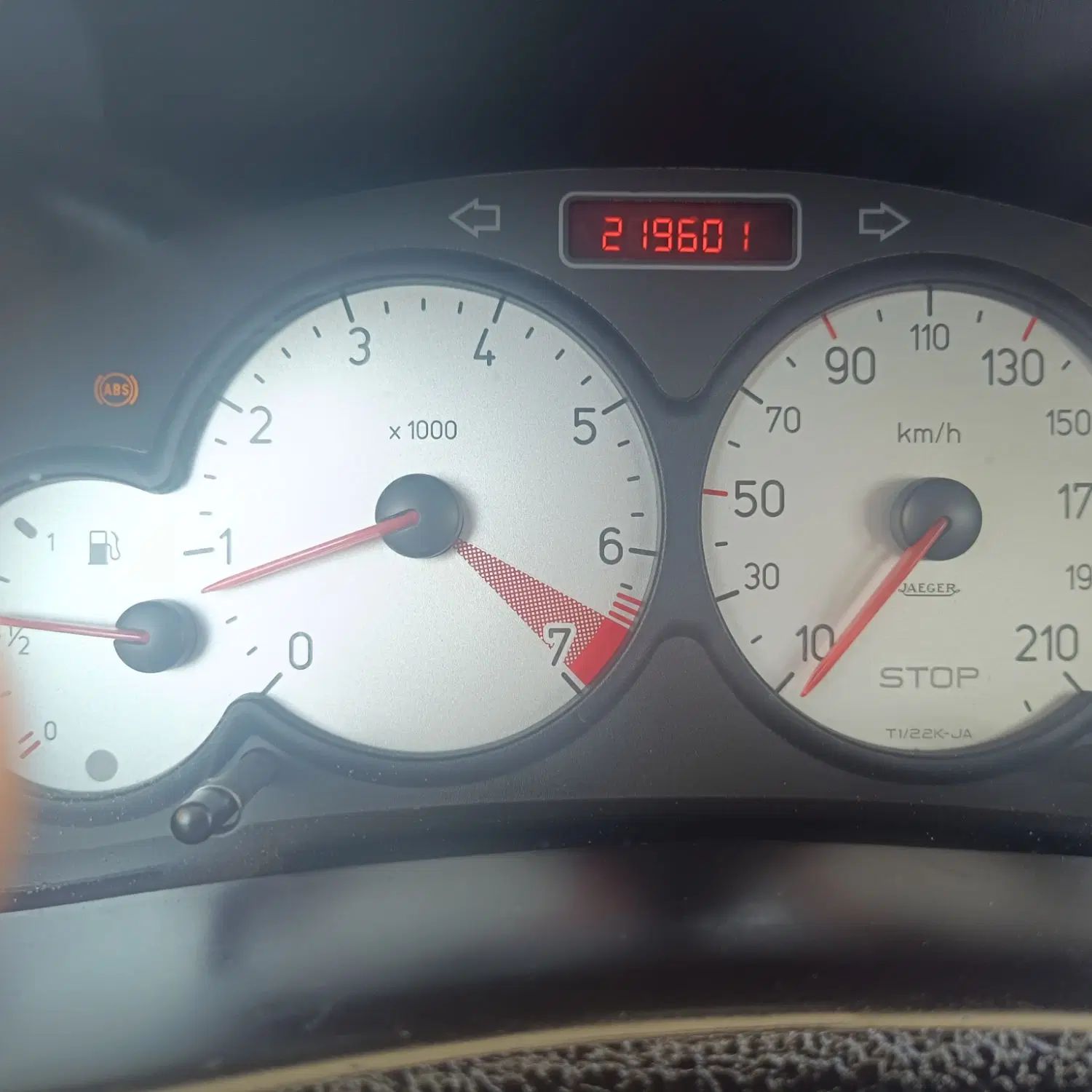 پژو ۲۰۶ صندوق دار v8 - 1389