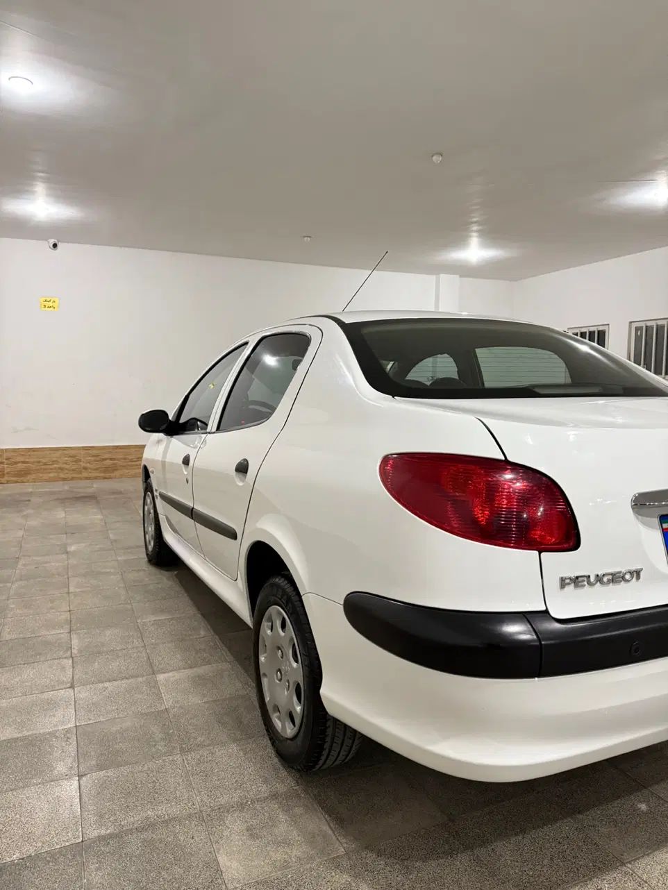 پژو ۲۰۶ صندوق دار v8 - 1397