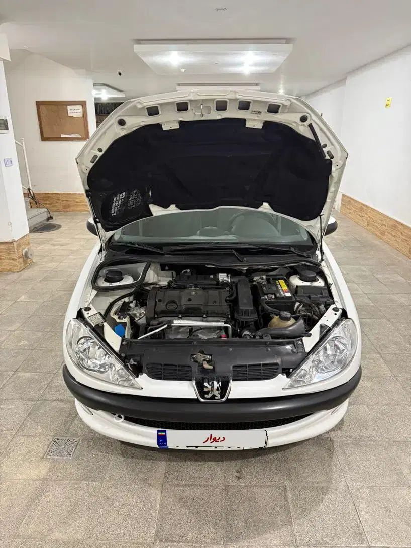پژو ۲۰۶ صندوق دار v8 - 1397