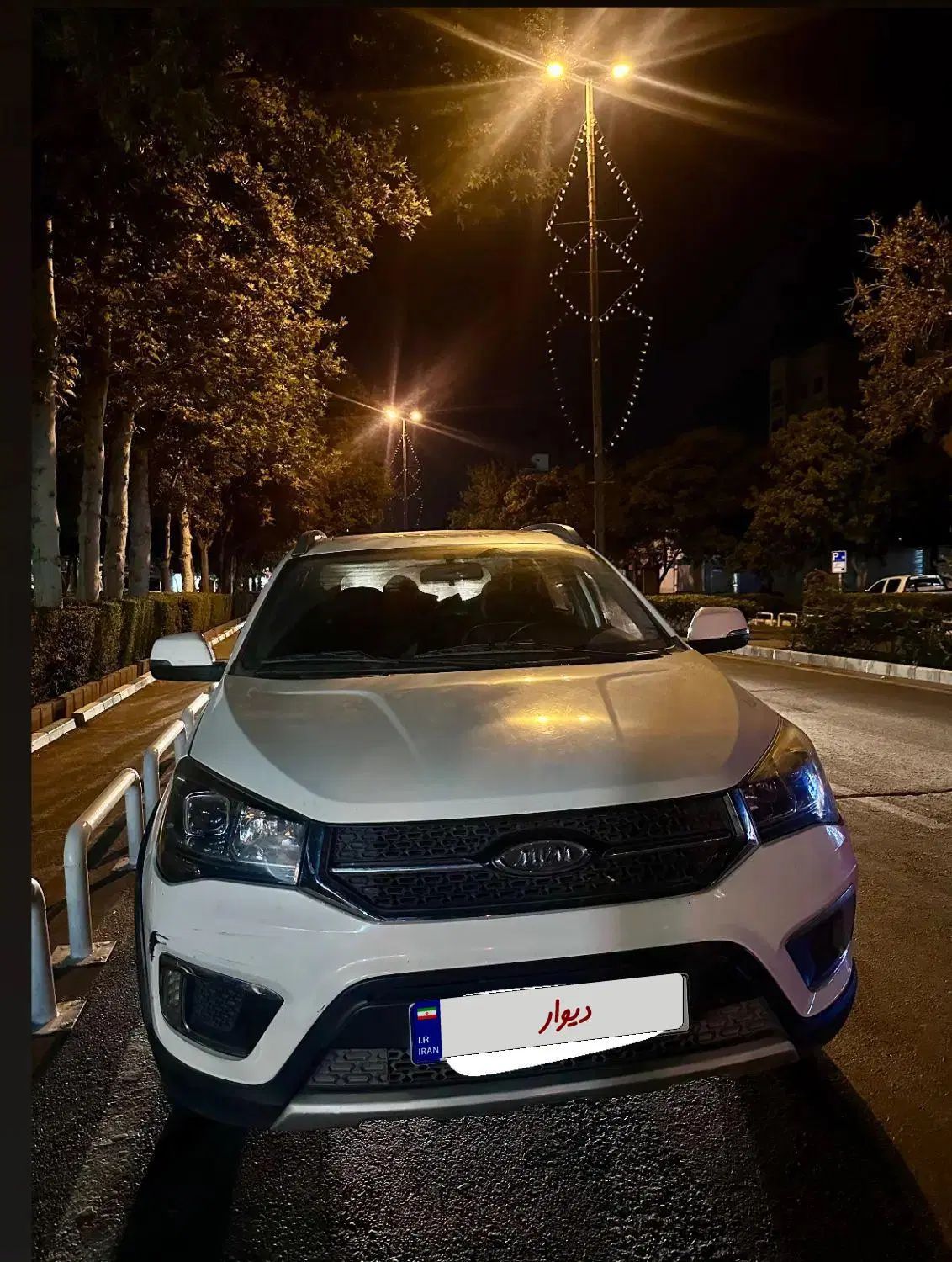 ام وی ام X22 دنده‌ای لاکچری - 1396