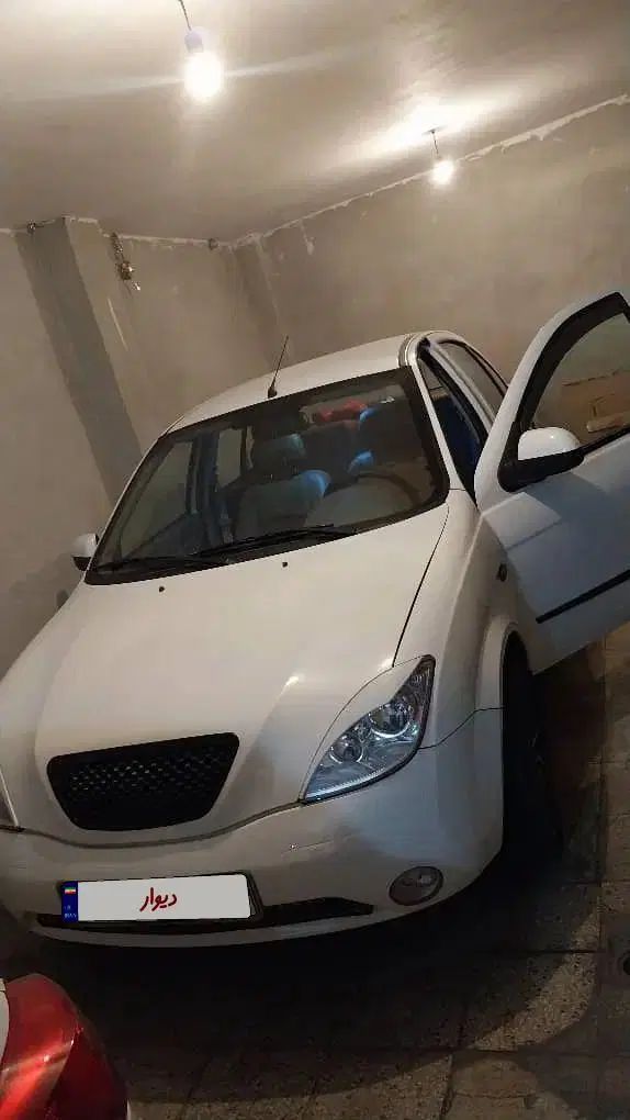 تیبا صندوق دار SX - 1396