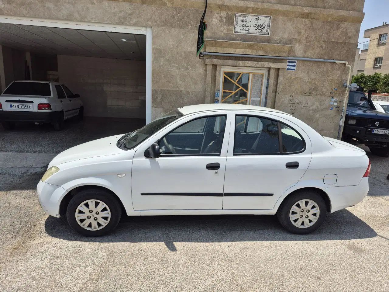 تیبا صندوق دار EX - 1394